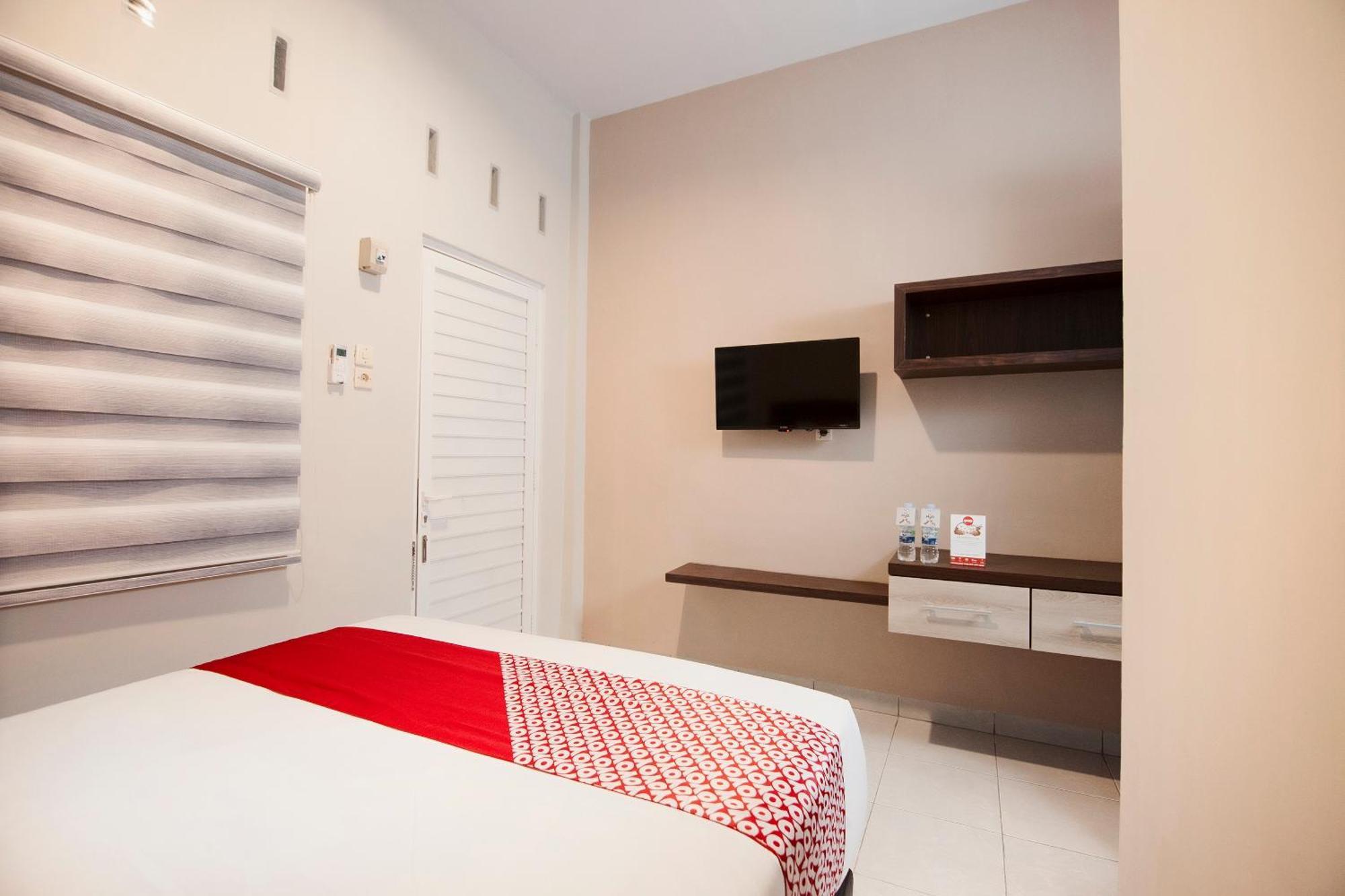 Oyo 725 My Arm Home & Stay Medan Bagian luar foto